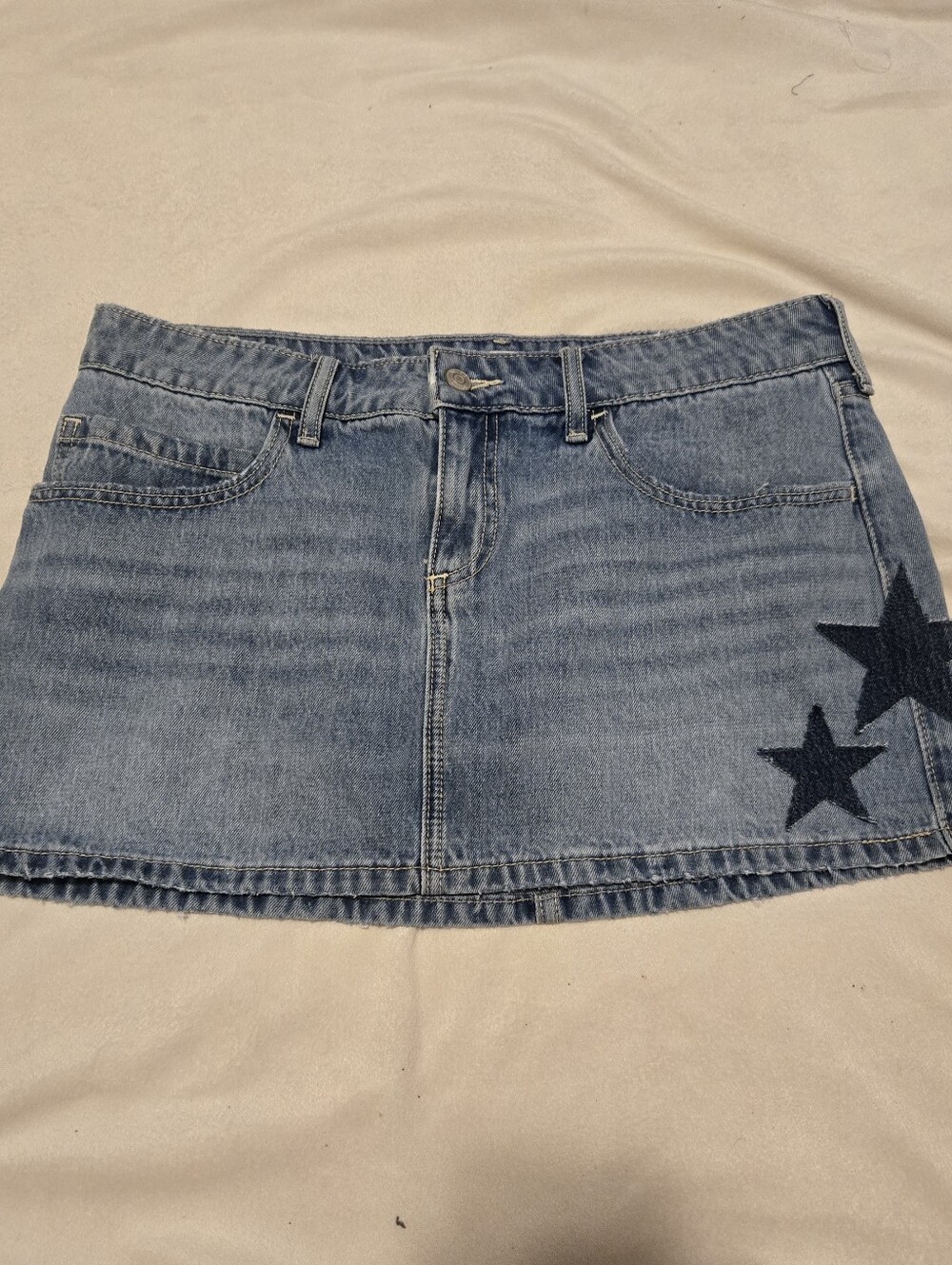 Hollister Denim Mini Skirt skort Stars Patches Size 10R/30